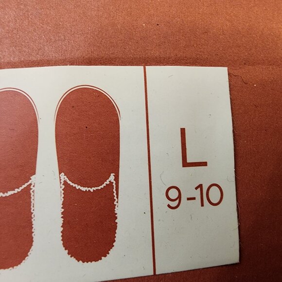 State of Day Women's Boxed Faux-Suede Slippers - B018.3 - Picture 9 of 10